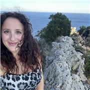 Impartisco lezioni di Italiano per stranieri e italiani, letteratura italiana e straniera, storia